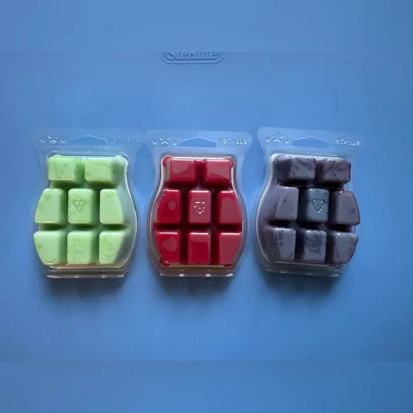 Disney scentsy wax bundle - Picture 2 of 3